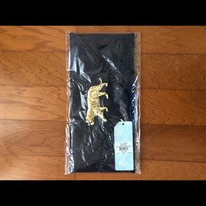 Navy medallion tiger clutch